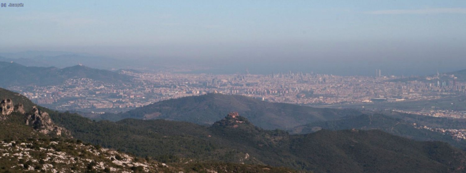 Vista hacía Barcelona desde La Morella (foto: Paco Fernández)