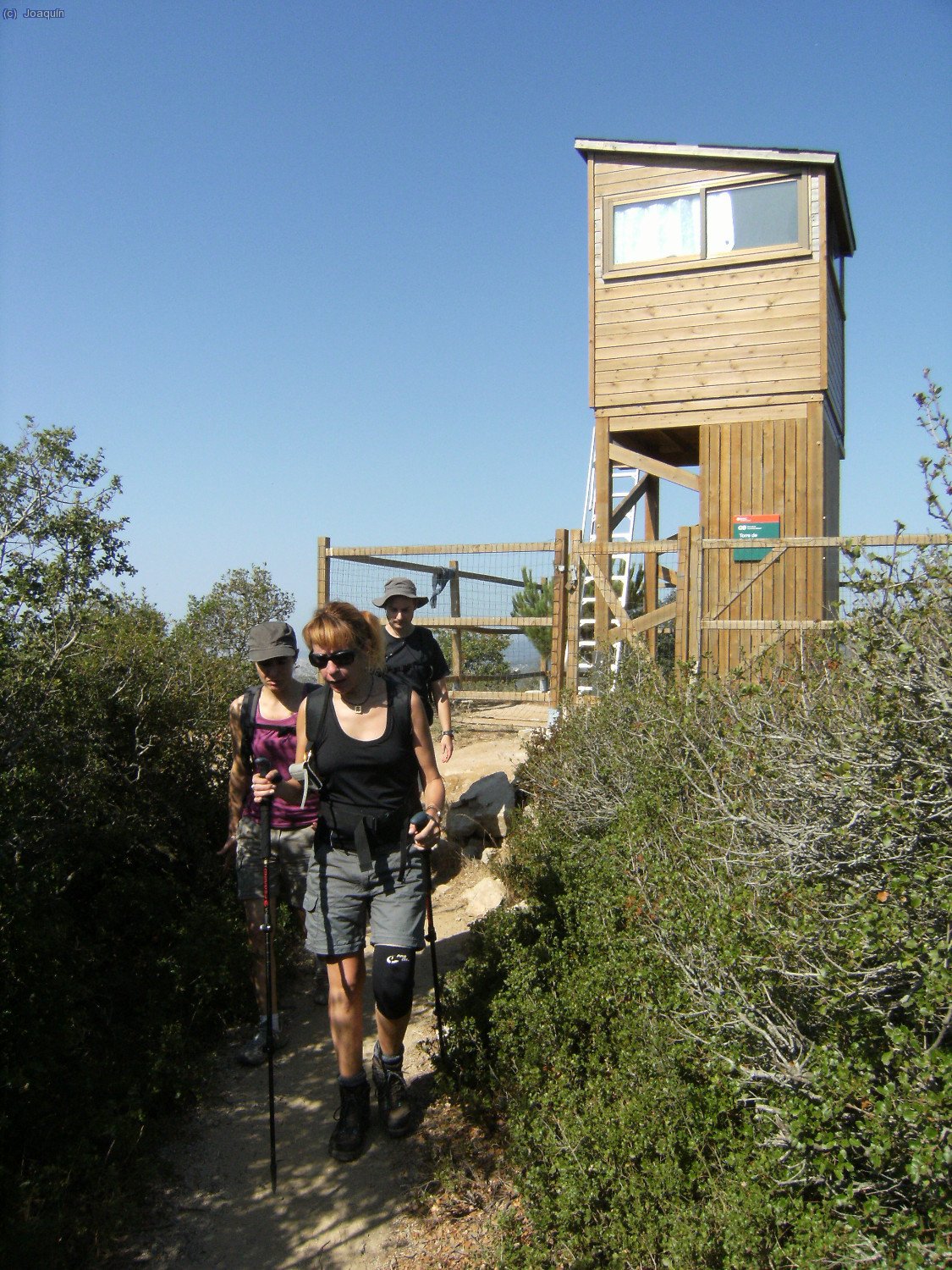 Torre de vigilancia de incendios en la cima del Tur&oacute; d
