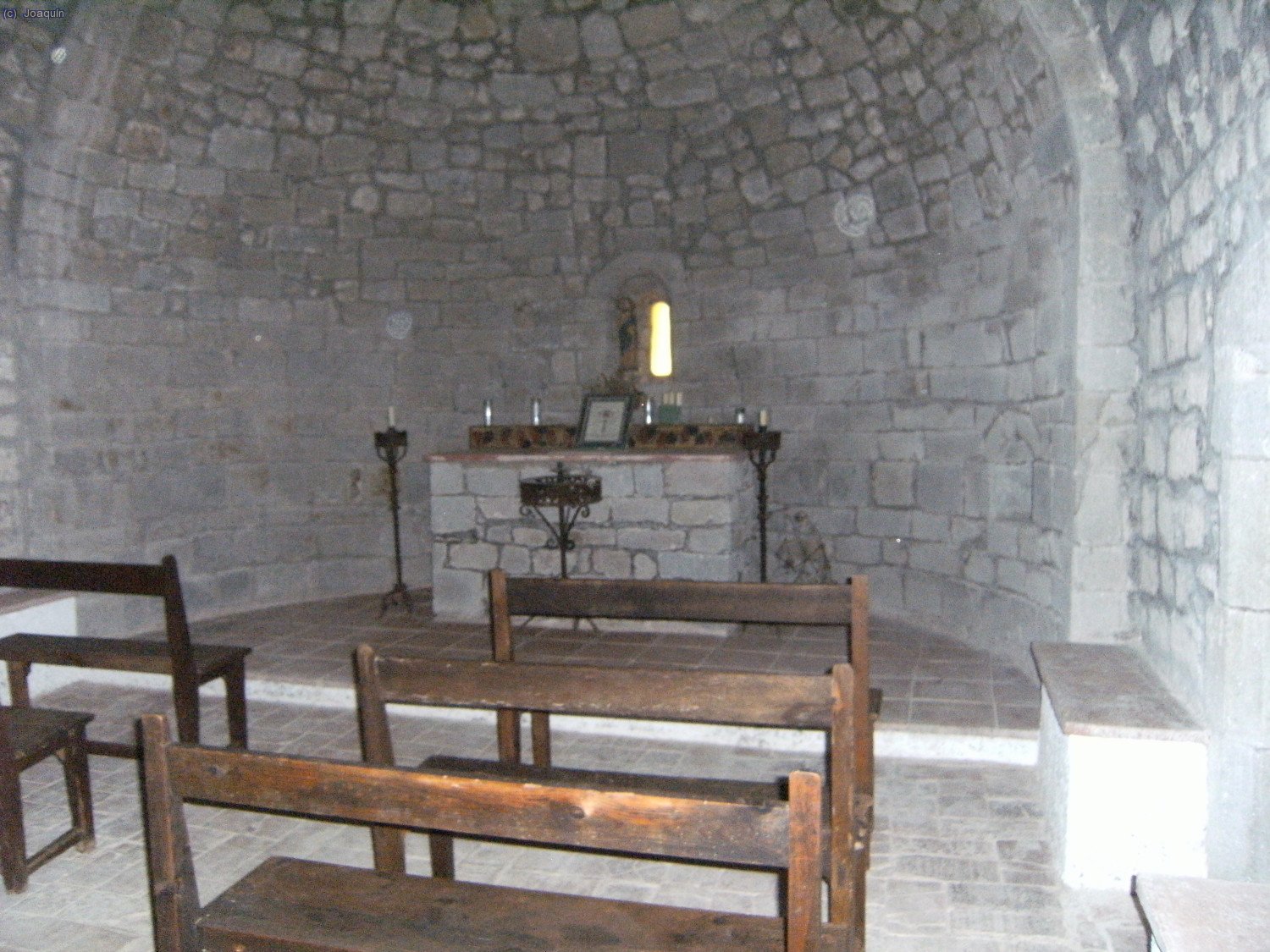 Interior de la Ermita de Sant Mateu