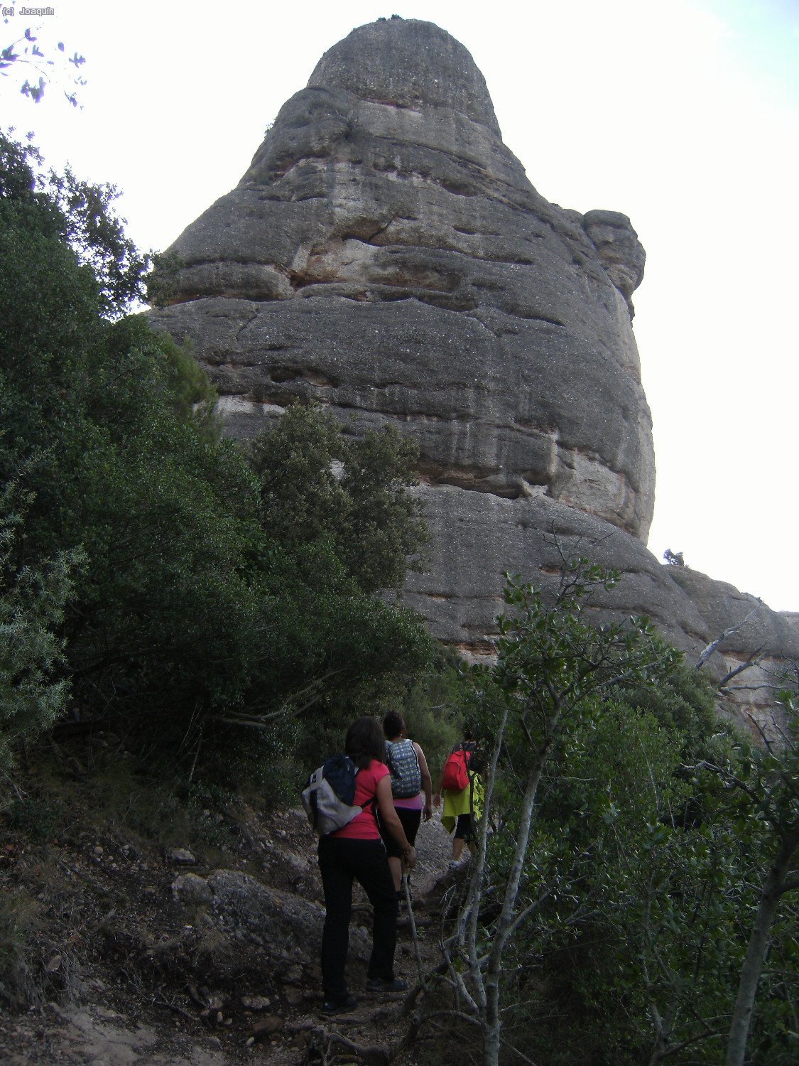 Delante la Agulla de La Portella