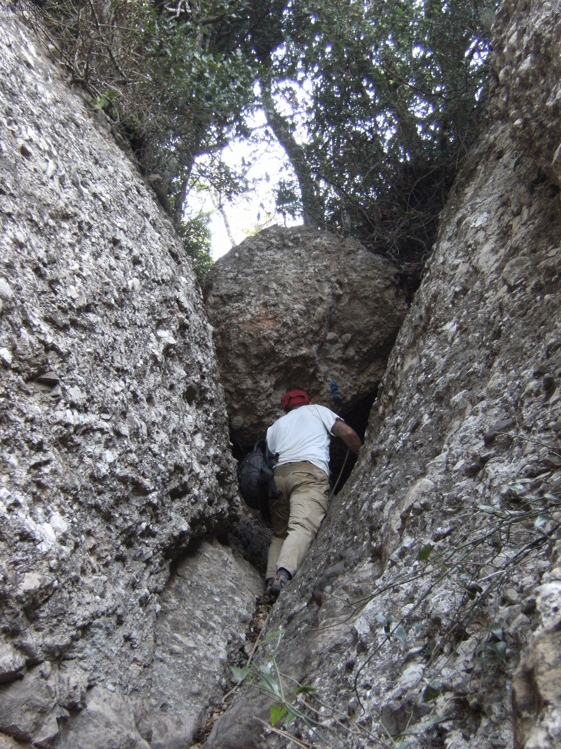 Cuarta cuerda fija y el paso de "la cueva"