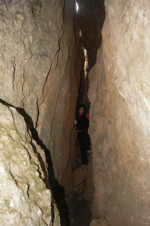 Les Escletxes. Irene en la segunda grieta (Foto: Marc)