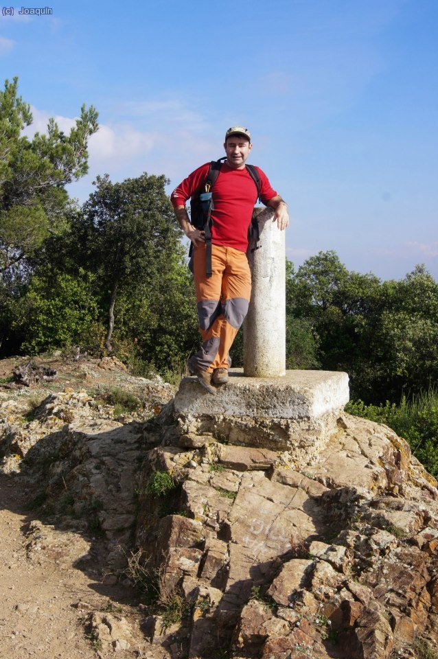 Joaqu&iacute;n Terr&eacute;s en la cima del Puig Madrona (Foto: Marc)