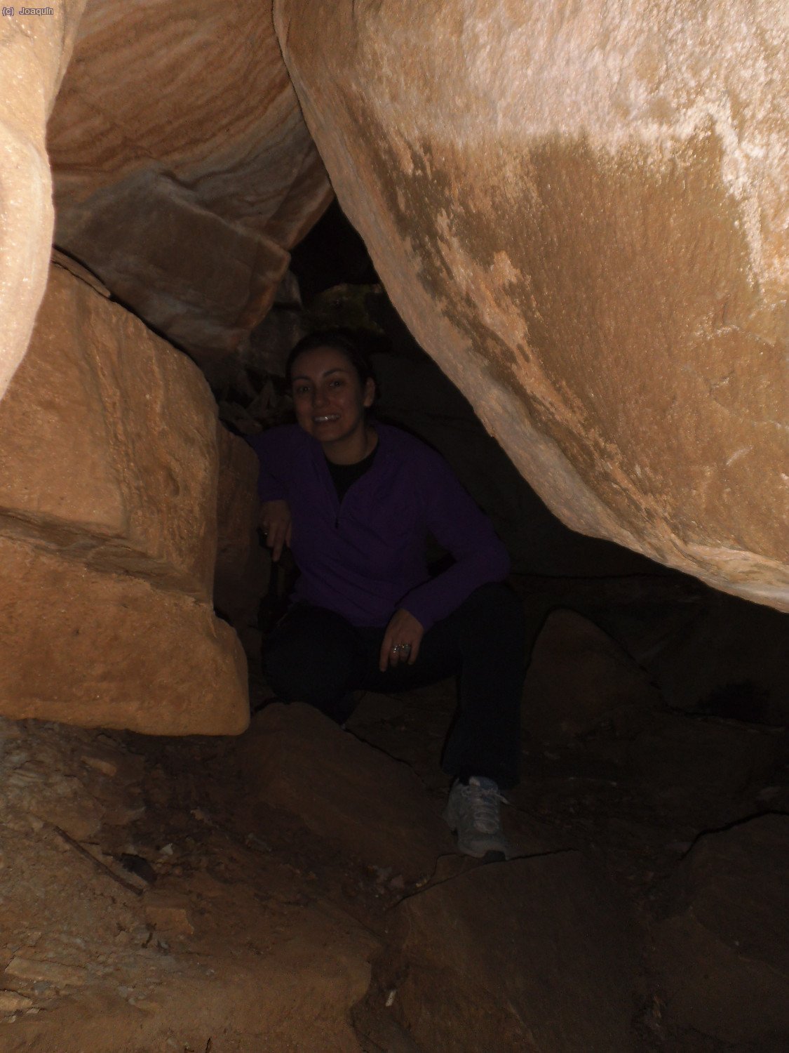 Patricia dentro de las Baumes d