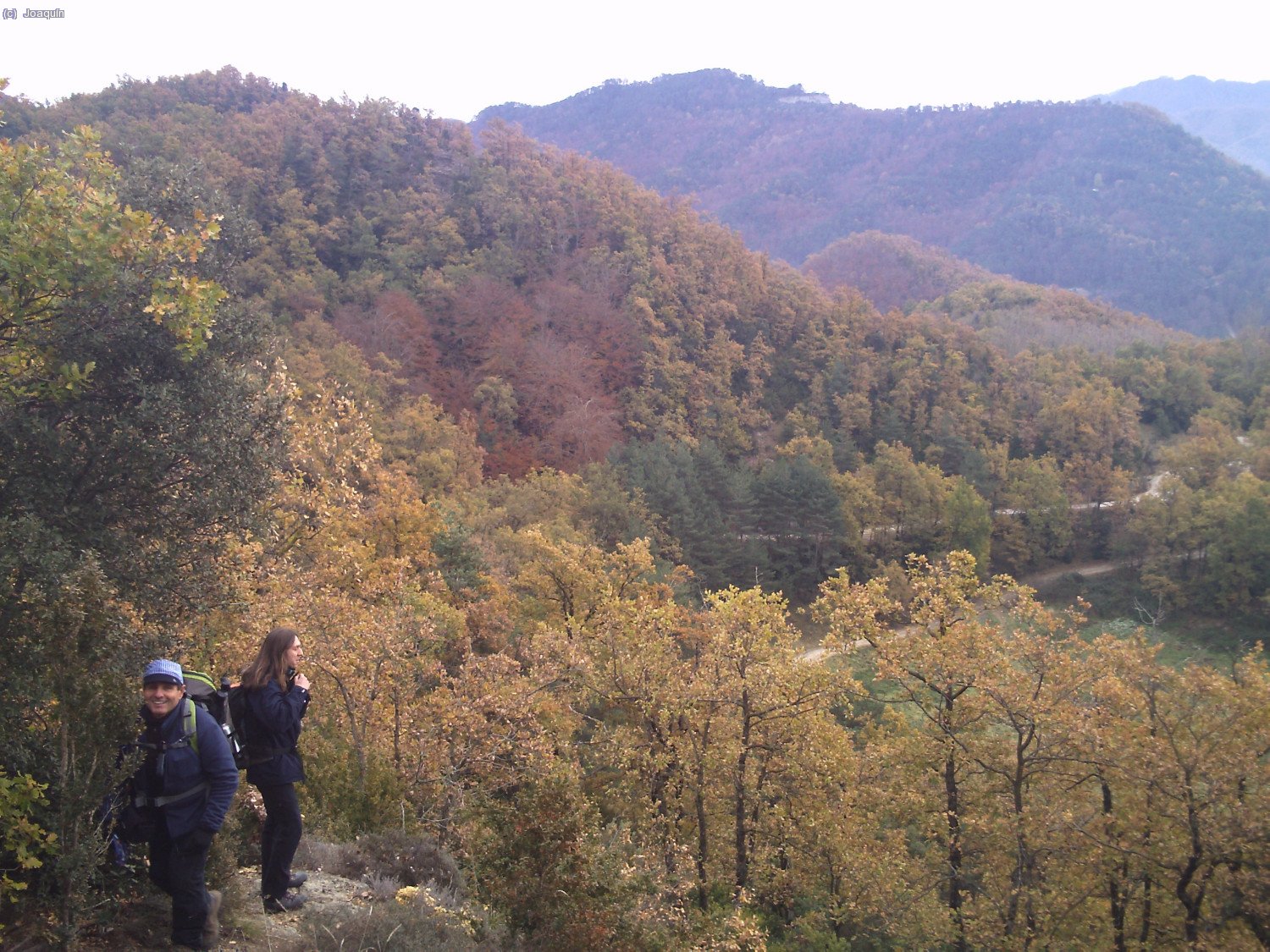 Kike y Juan subiendo a la Sierra dels Bufadors