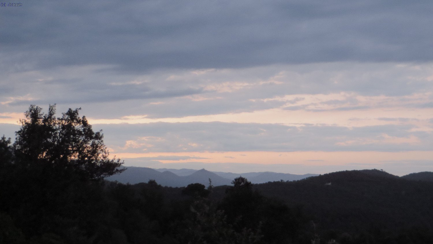 Atardece en Montsoriu