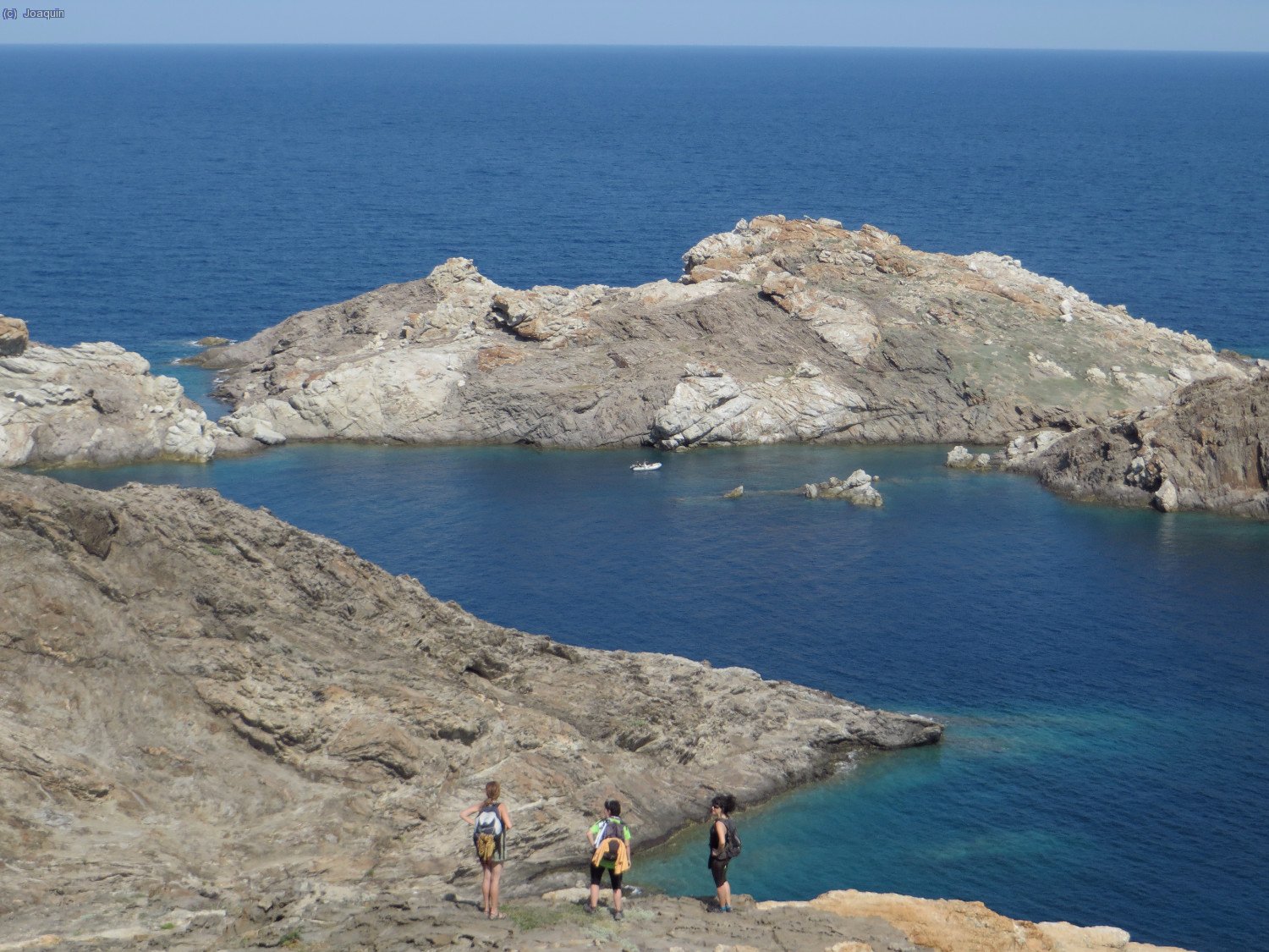 Cerca del Cabo de Creus, la isla s