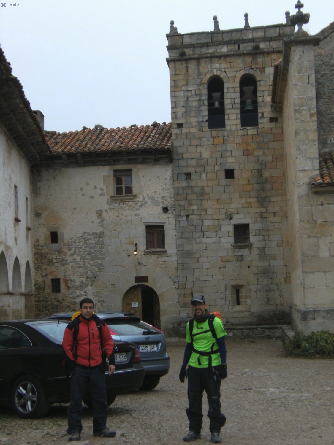 Sant Joan del Penyagolosa. Antonio y Jes&uacute;s preparados para la salida.