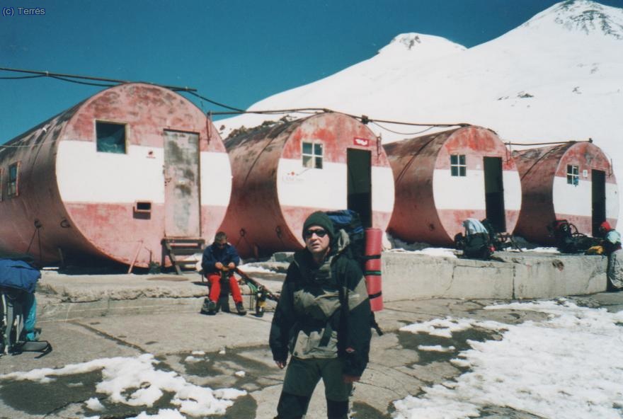 043 Elbrus. Preparado para subir de Barrels a Dizel Hut.