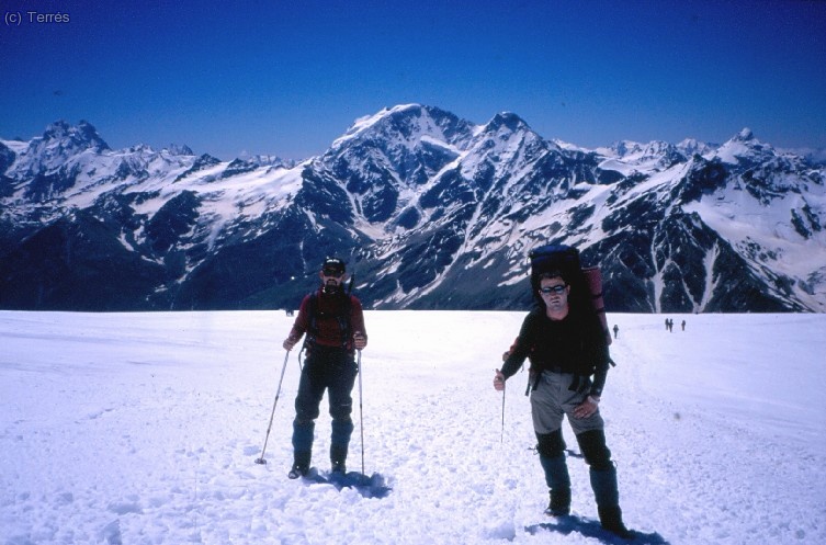 Jes&uacute;s y Joaqu&iacute;n llegando a Dizel Hut