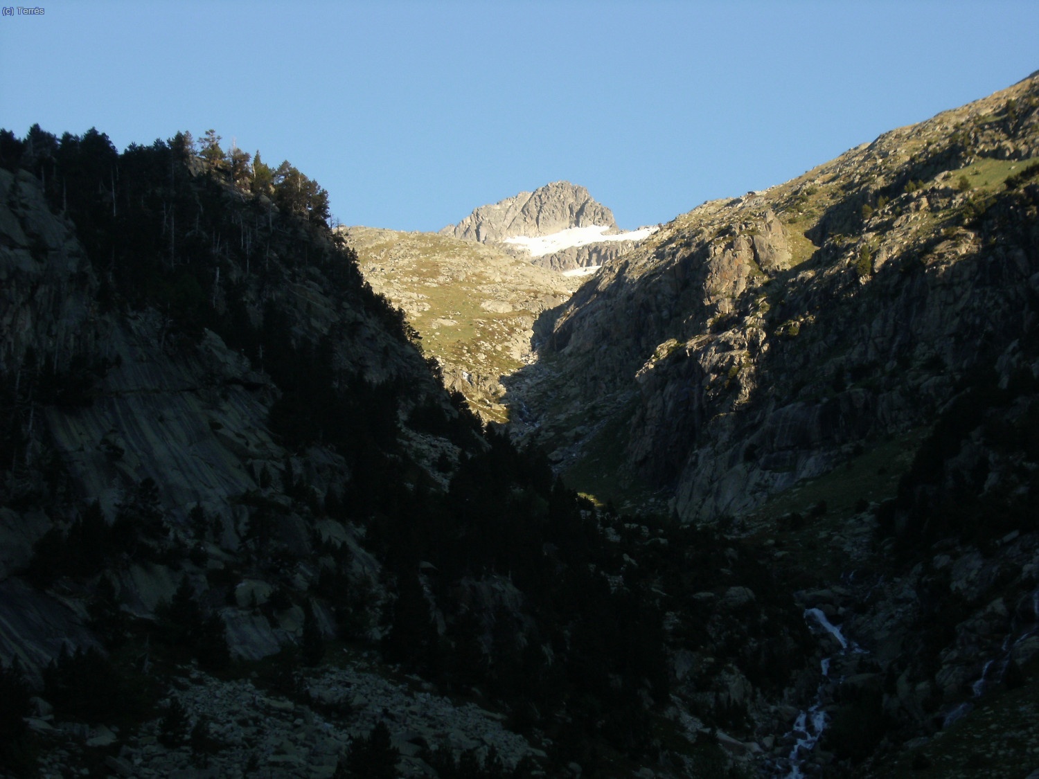 Al fondo el Besiberri Norte