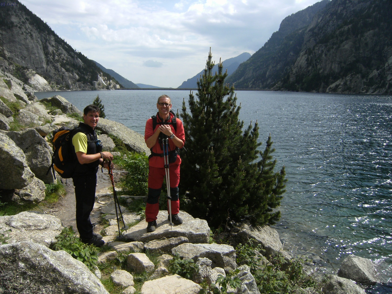 Francesc y Pep junto al Embalse de Cavallers