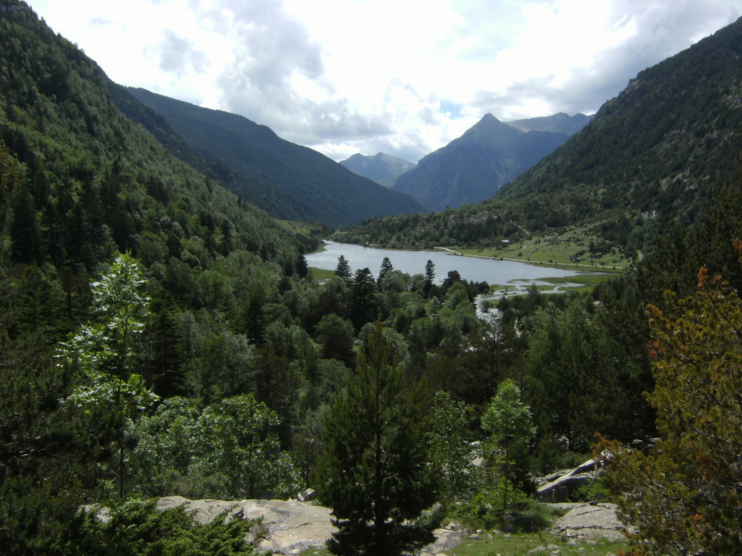 Bajando al Estany Llebreta