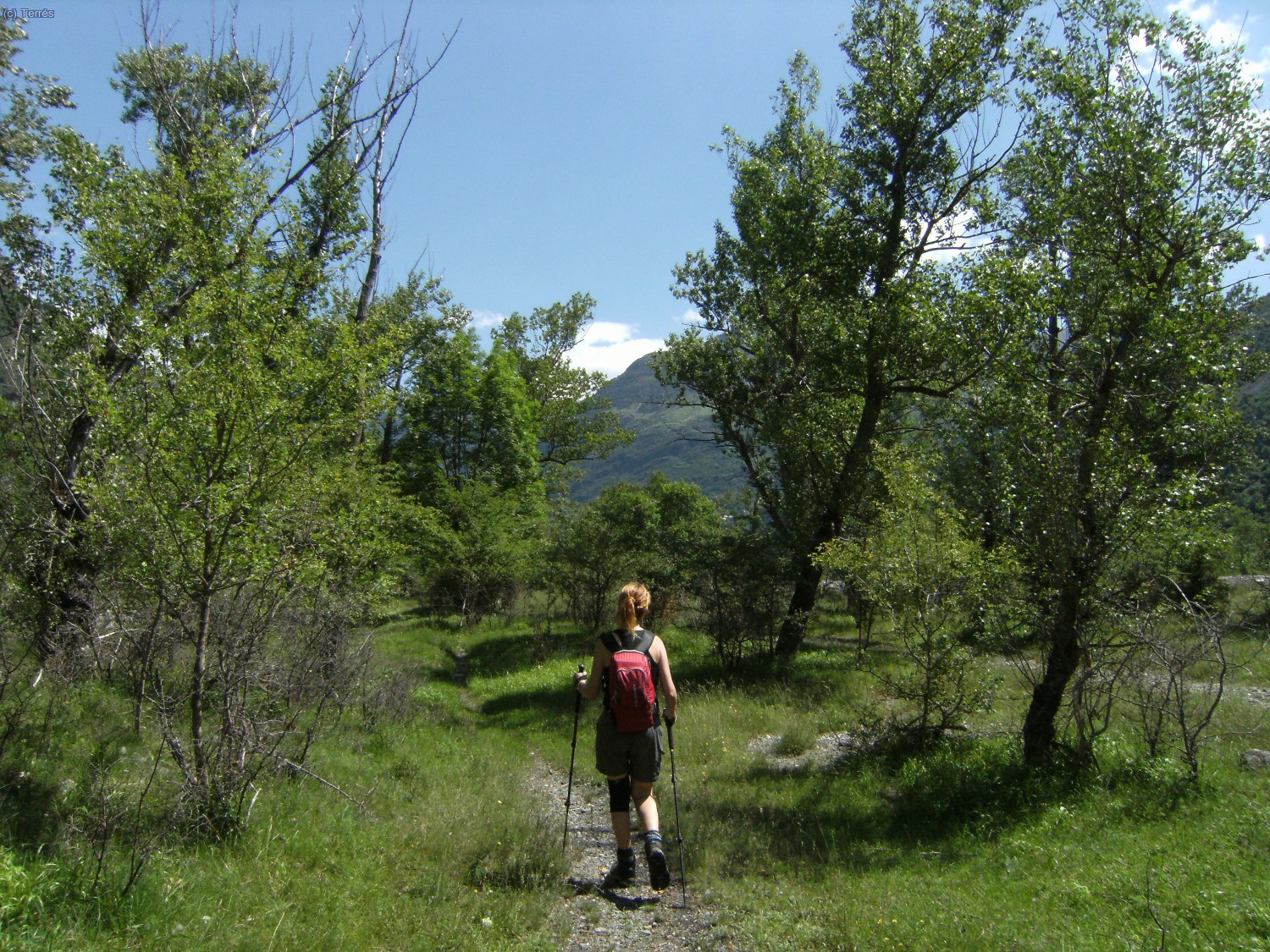 Anna camino de Erill la Vall