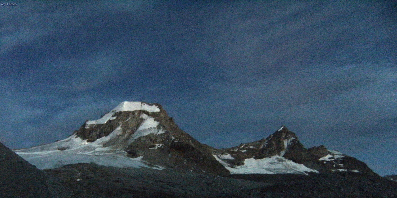 El Ciarforon y la Becca de Monciair al atardecer