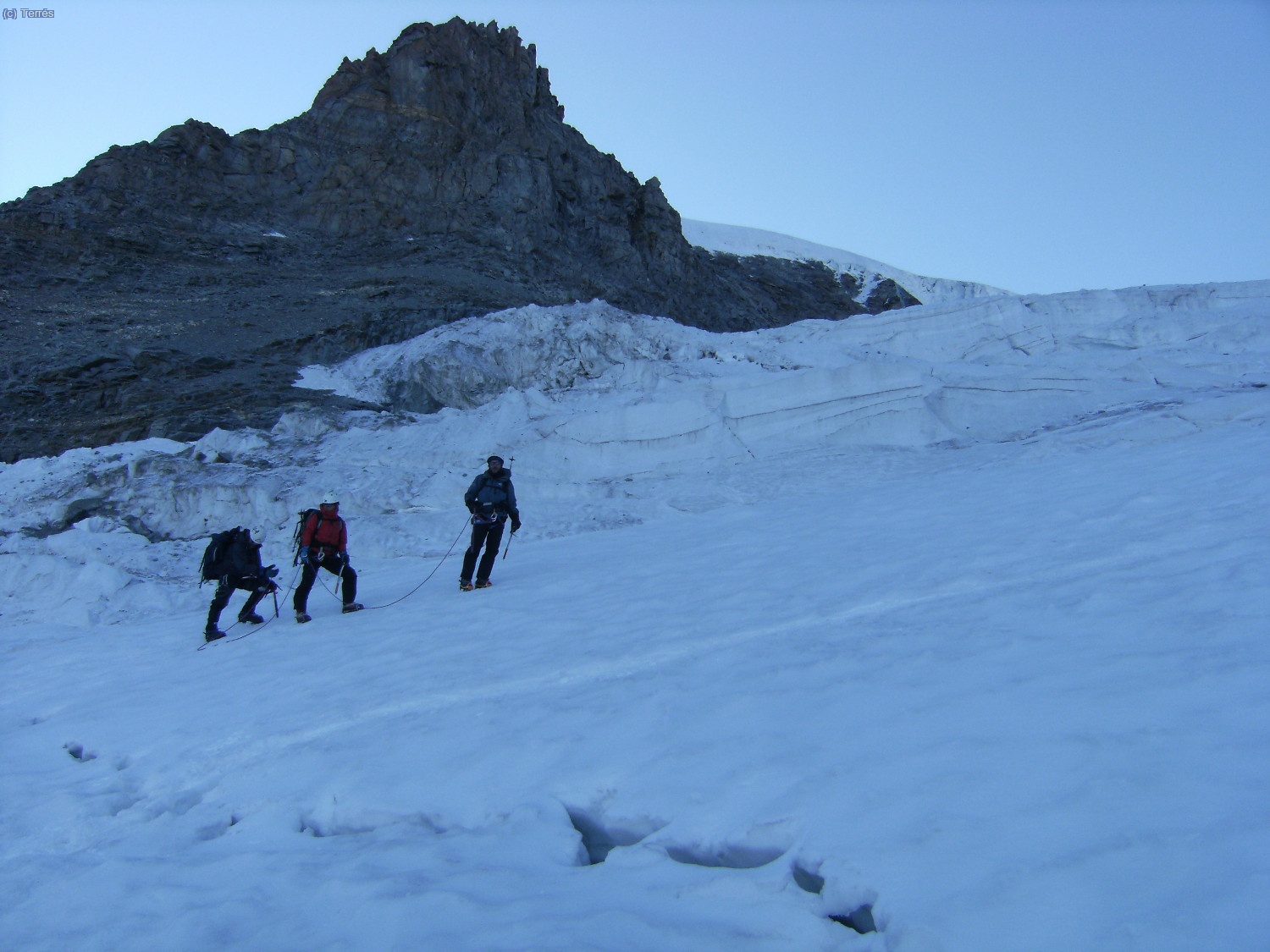 Subiendo por el Glaciar de Laveciao