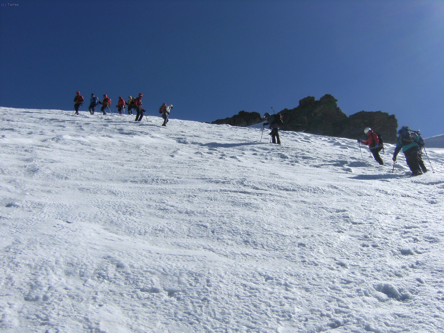 En el Glaciar del Gran Paradiso, subiendo al plateau m&aacute;s alto y cimero