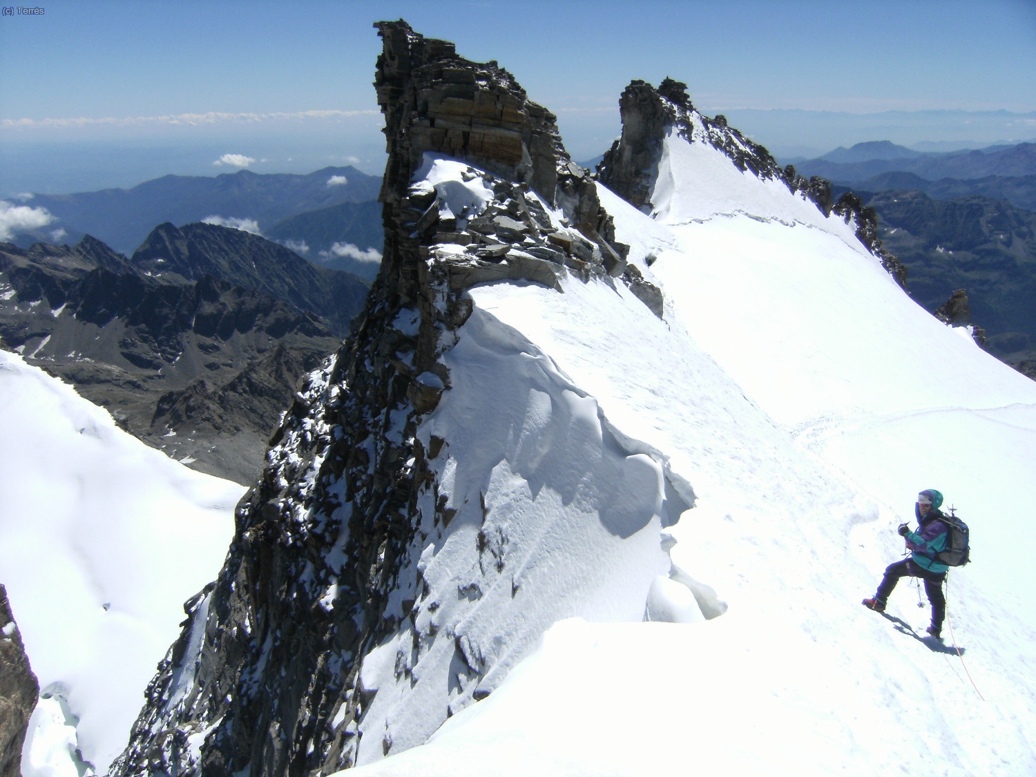 Toni bajando al Glaciar del Gran Paradiso