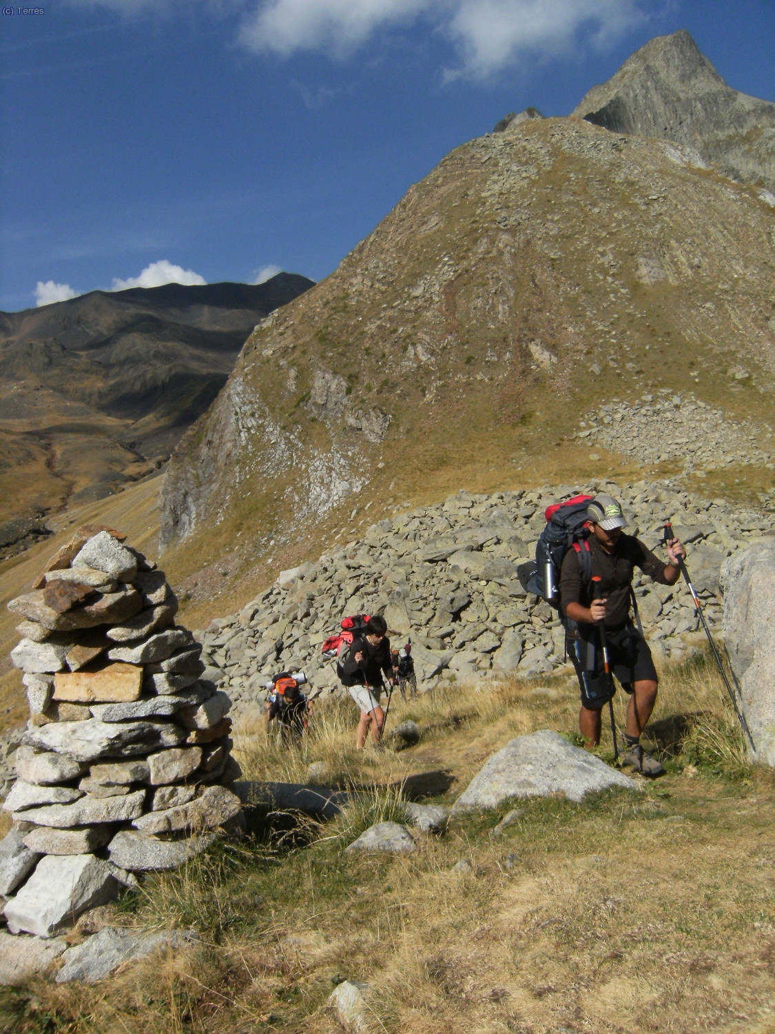 Hito en el camino al Estany de Botorn&agrave;s