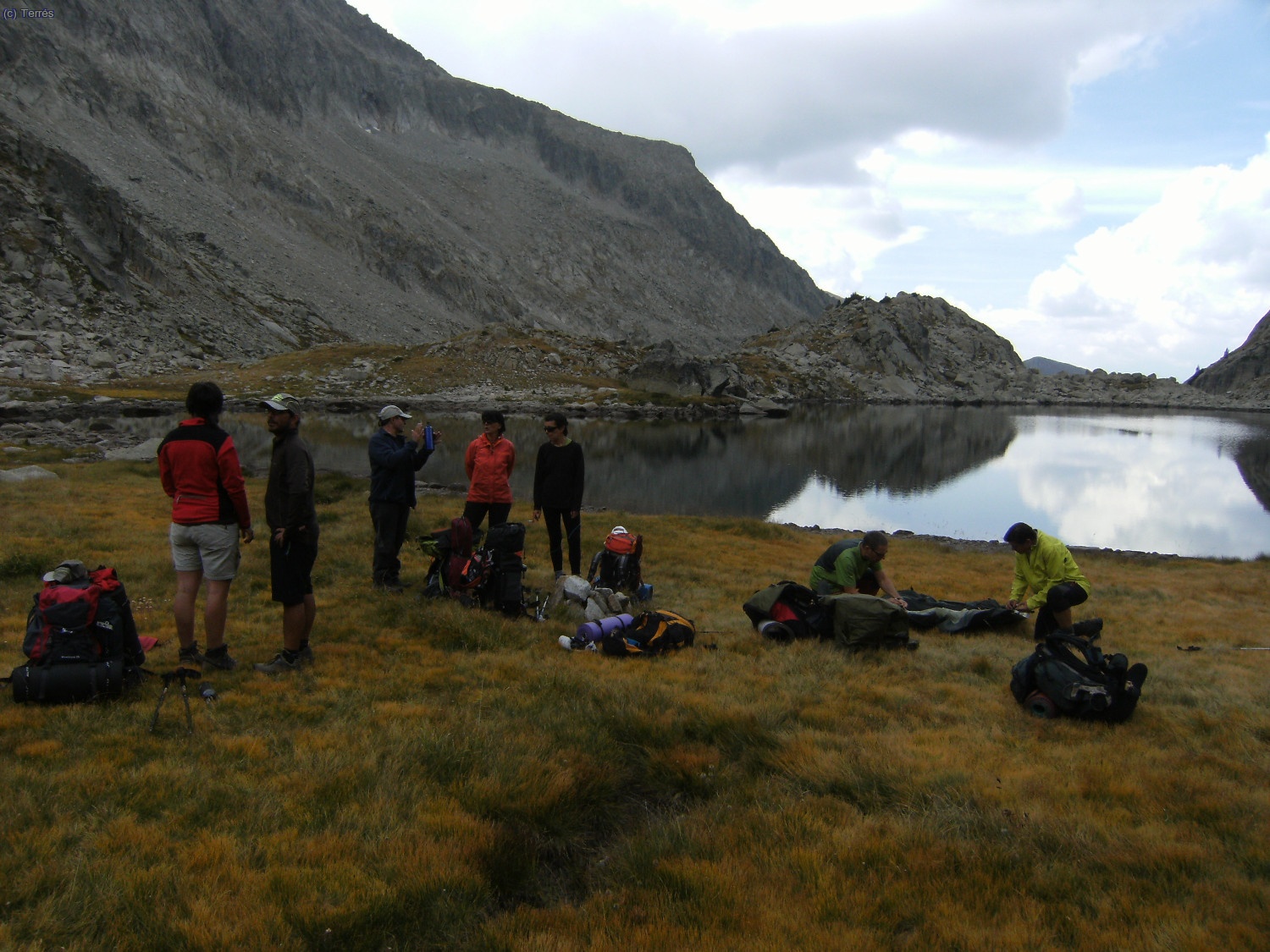 Lugar de acampada junto a uno de los Ibones de Vallibierna