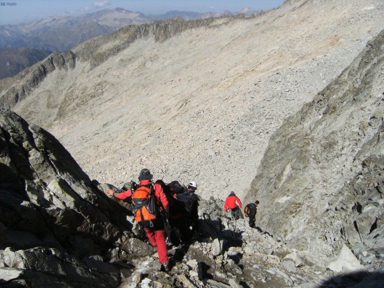Bajando por el pasillo de la pared del Russell
