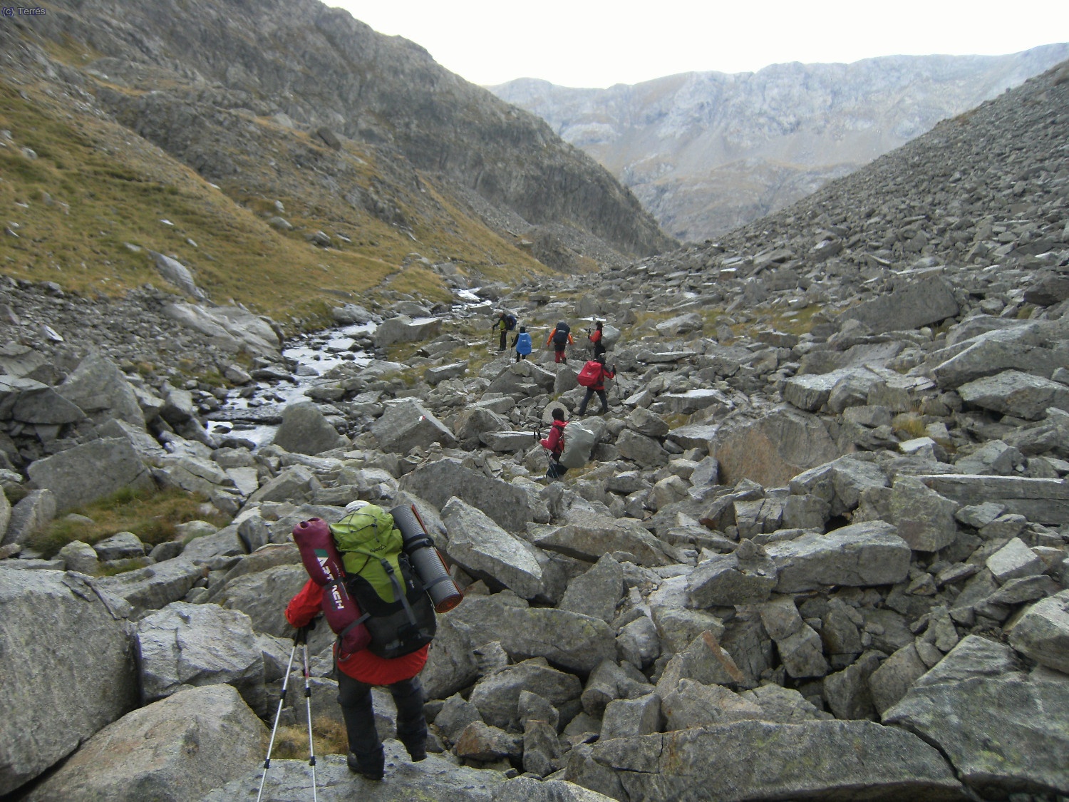 Bajando al Estany Botorn&agrave;s