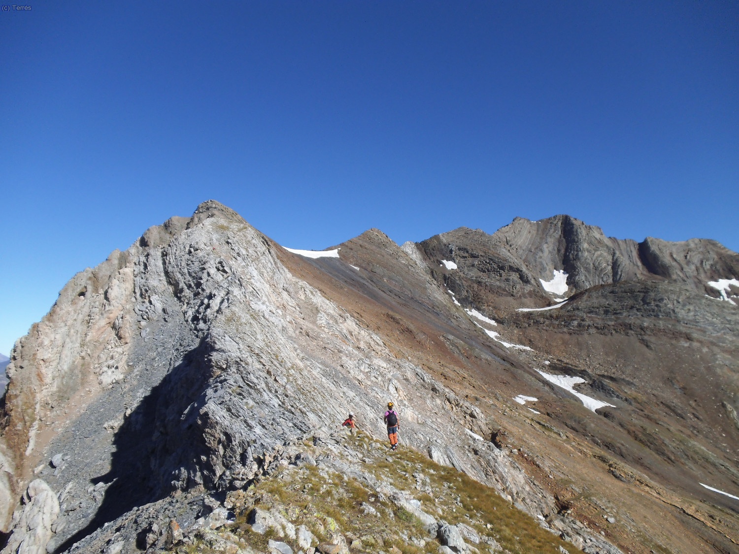 A la izquierda el Pavots y a la derecha Las Espadas
