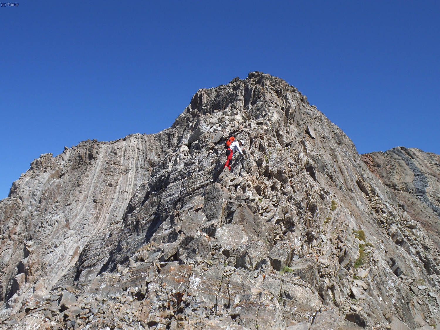 Llegando a la cima de Las Espadas