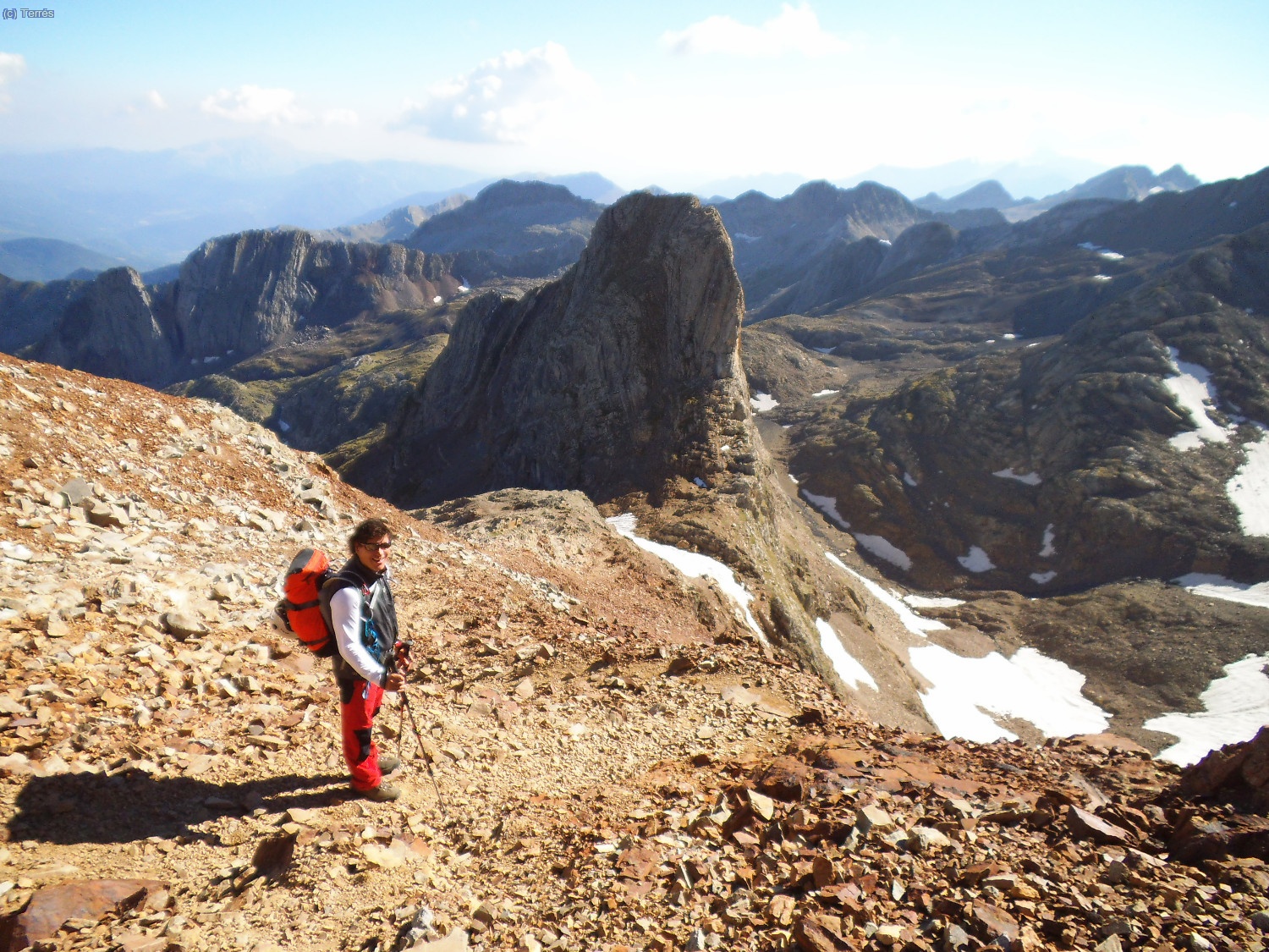 Ac&eacute;rcandonos la Diente de Llardana