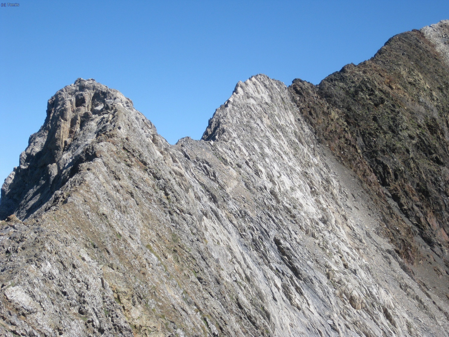 Parte m&aacute;s aireada y expuesta en la cresta Pavots-Las Espadas (Foto: Francesc)