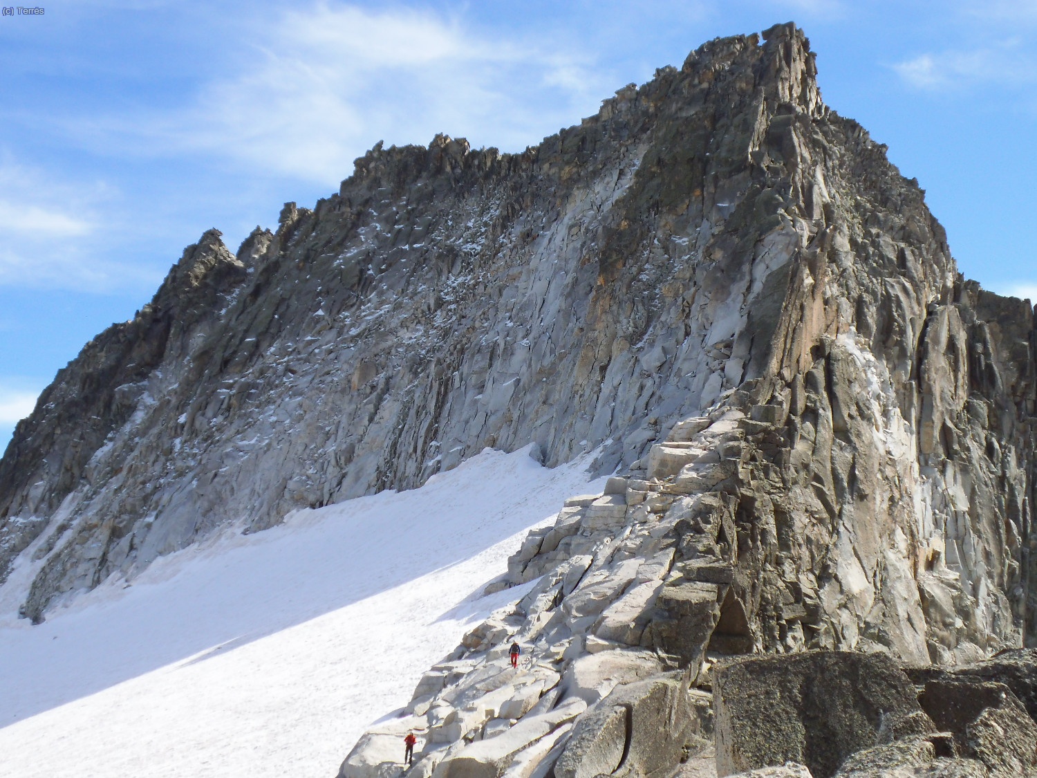Atr&aacute;s quedo el Collado Maldito y Pico Maldito
