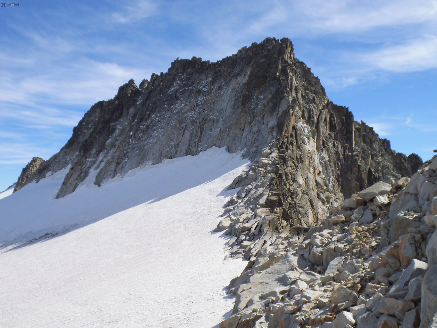 Atr&aacute;s quedo el Collado Maldito y Pico Maldito