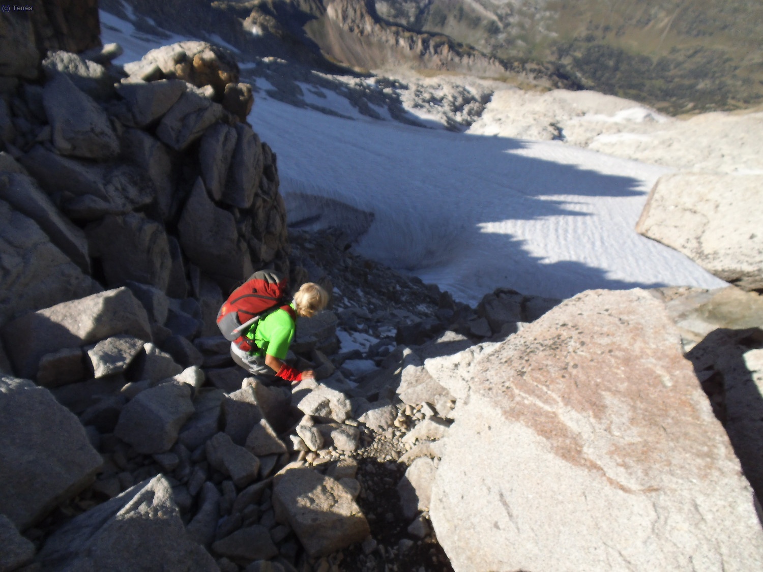 M. Angels bajando por el Collado de La Rimaya 