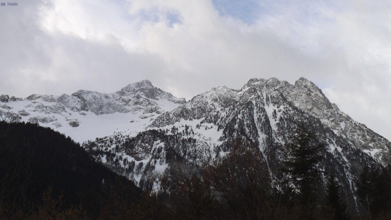 El Montarto desde el valle de Valarties