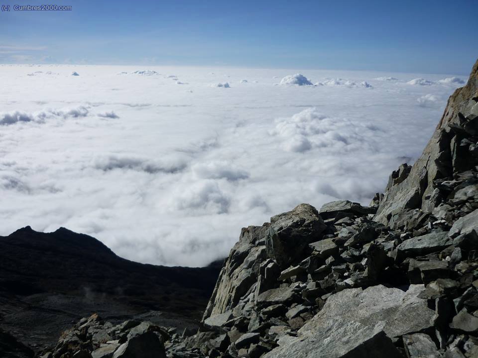 Sierra Nevada de Merida: Nubes sobre Barinas